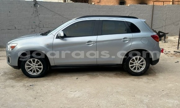 Acheter Occasion Voiture Mitsubishi ASX Gris à Dakar, Dakar Acheter Occasion Voiture Mitsubishi ASX Gris à Dakar, Dakar