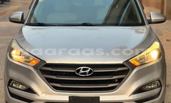 Buy Used Hyundai Tucson Silver Car in Dakar in Dakar Buy Used Hyundai Tucson Silver Car in Dakar in Dakar