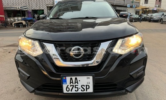 Buy Used Nissan Rogue Black Car in Dakar in Dakar