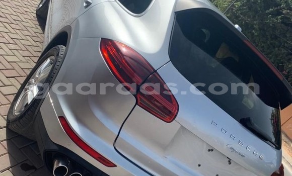 Acheter Occasion Voiture Porsche Cayenne Gris à Dakar, Dakar Acheter Occasion Voiture Porsche Cayenne Gris à Dakar, Dakar