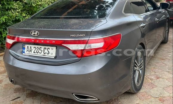 Buy Used Hyundai Grandeur Silver Car in Dakar in Dakar Buy Used Hyundai Grandeur Silver Car in Dakar in Dakar