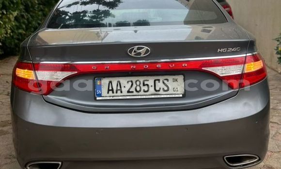 Buy Used Hyundai Grandeur Silver Car in Dakar in Dakar Buy Used Hyundai Grandeur Silver Car in Dakar in Dakar