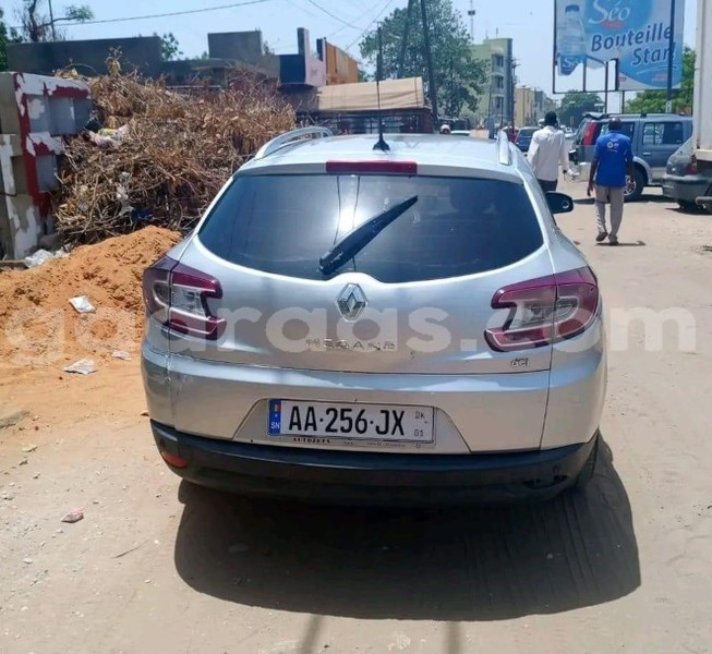 Big with watermark renault megane dakar dakar 21220