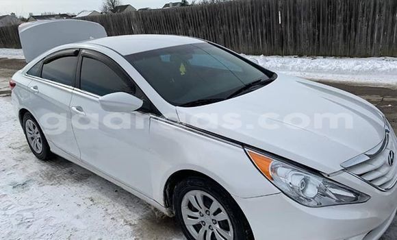 Buy Used Hyundai Sonata White Car in Dakar in Dakar Buy Used Hyundai Sonata White Car in Dakar in Dakar