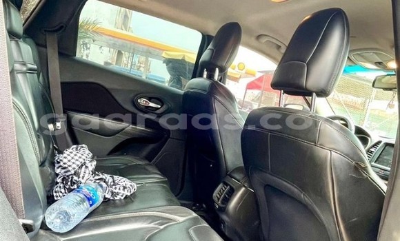 Acheter Occasion Voiture Jeep Cherokee Noir à Dakar, Dakar Acheter Occasion Voiture Jeep Cherokee Noir à Dakar, Dakar