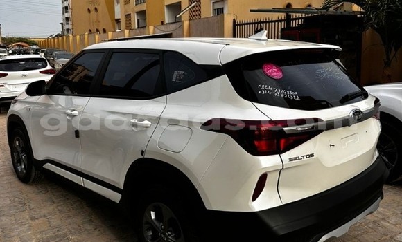 Acheter Occasion Voiture Kia Stonic Blanc à Dakar, Dakar Acheter Occasion Voiture Kia Stonic Blanc à Dakar, Dakar