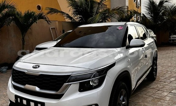 Acheter Occasion Voiture Kia Stonic Blanc à Dakar, Dakar Acheter Occasion Voiture Kia Stonic Blanc à Dakar, Dakar