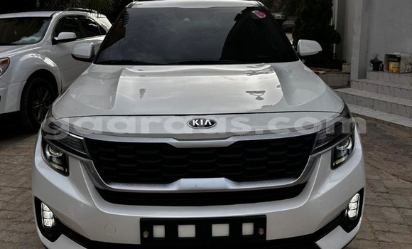 Acheter Occasion Voiture Kia Stonic Blanc à Dakar, Dakar Acheter Occasion Voiture Kia Stonic Blanc à Dakar, Dakar