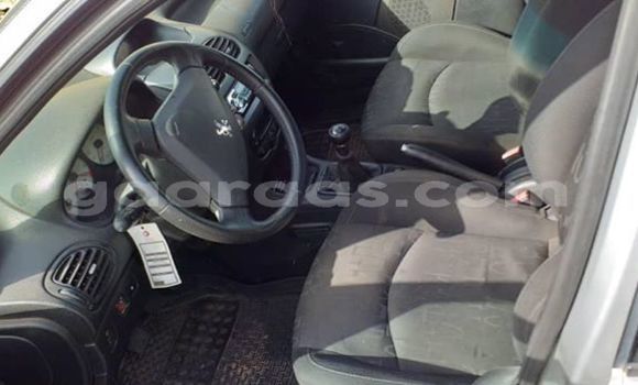 Acheter Occasion Voiture Peugeot 206 Gris à Dakar, Dakar Acheter Occasion Voiture Peugeot 206 Gris à Dakar, Dakar