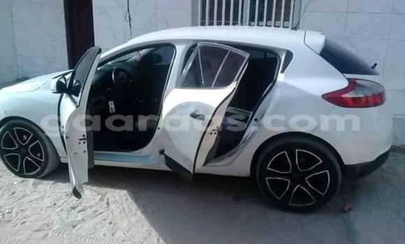 Dieundeu Occasion Renault Megane White Auto in Dakar in Dakar Dieundeu Occasion Renault Megane White Auto in Dakar in Dakar