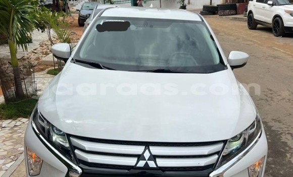 Dieundeu Occasion Mitsubishi Eclipse Cross White Auto in Dakar in Dakar Dieundeu Occasion Mitsubishi Eclipse Cross White Auto in Dakar in Dakar
