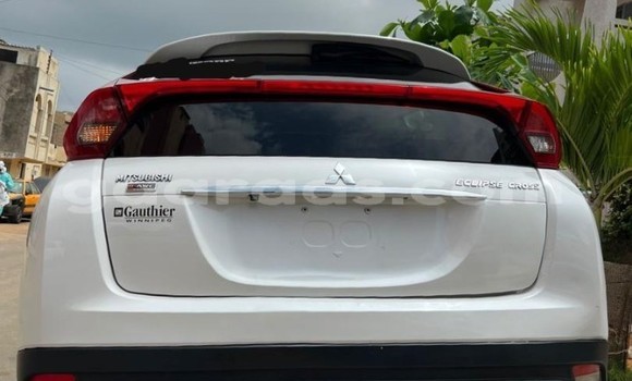Dieundeu Occasion Mitsubishi Eclipse Cross White Auto in Dakar in Dakar Dieundeu Occasion Mitsubishi Eclipse Cross White Auto in Dakar in Dakar