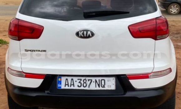 Acheter Occasion Voiture Kia Sportage Blanc à Dakar, Dakar Acheter Occasion Voiture Kia Sportage Blanc à Dakar, Dakar