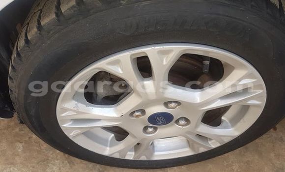 Dieundeu Occasion Ford Fiesta White Auto in Dakar in Dakar Dieundeu Occasion Ford Fiesta White Auto in Dakar in Dakar