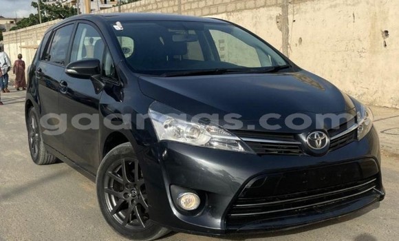 Acheter Occasion Voiture Toyota Verso Noir à Dakar, Dakar Acheter Occasion Voiture Toyota Verso Noir à Dakar, Dakar