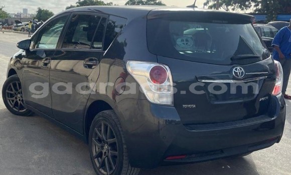 Acheter Occasion Voiture Toyota Verso Noir à Dakar, Dakar Acheter Occasion Voiture Toyota Verso Noir à Dakar, Dakar