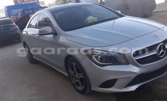 Dieundeu Occasion Mercedes‒Benz CLA-klasse Silver Auto in Dakar in Dakar Dieundeu Occasion Mercedes‒Benz CLA-klasse Silver Auto in Dakar in Dakar