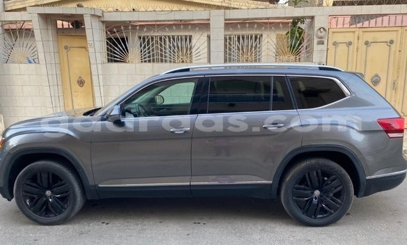 Acheter Occasion Voiture Volkswagen XL1 Gris à Dakar, Dakar Acheter Occasion Voiture Volkswagen XL1 Gris à Dakar, Dakar