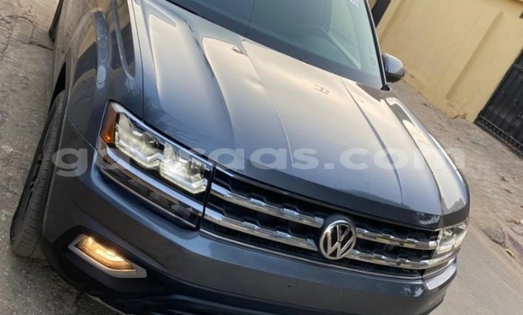 Acheter Occasion Voiture Volkswagen XL1 Gris à Dakar, Dakar Acheter Occasion Voiture Volkswagen XL1 Gris à Dakar, Dakar