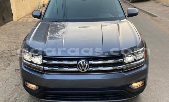 Acheter Occasion Voiture Volkswagen XL1 Gris à Dakar, Dakar Acheter Occasion Voiture Volkswagen XL1 Gris à Dakar, Dakar