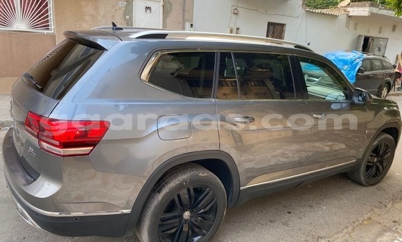 Acheter Occasion Voiture Volkswagen XL1 Gris à Dakar, Dakar Acheter Occasion Voiture Volkswagen XL1 Gris à Dakar, Dakar