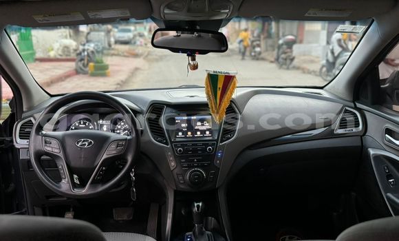 Dieundeu Occasion Hyundai Santa Fe Silver Auto in Dakar in Dakar Dieundeu Occasion Hyundai Santa Fe Silver Auto in Dakar in Dakar