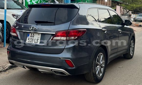 Dieundeu Occasion Hyundai Santa Fe Silver Auto in Dakar in Dakar Dieundeu Occasion Hyundai Santa Fe Silver Auto in Dakar in Dakar