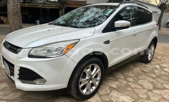 Acheter Occasion Voiture Ford Escape Blanc à Dakar, Dakar Acheter Occasion Voiture Ford Escape Blanc à Dakar, Dakar