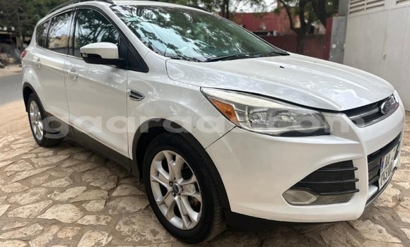 Acheter Occasion Voiture Ford Escape Blanc à Dakar, Dakar Acheter Occasion Voiture Ford Escape Blanc à Dakar, Dakar