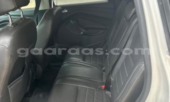 Acheter Occasion Voiture Ford Escape Blanc à Dakar, Dakar Acheter Occasion Voiture Ford Escape Blanc à Dakar, Dakar