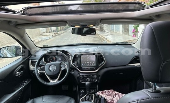 Acheter Occasion Voiture Jeep Cherokee Noir à Dakar, Dakar Acheter Occasion Voiture Jeep Cherokee Noir à Dakar, Dakar