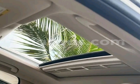 Dieundeu Occasion Mercedes Viano White Auto in Dakar in Dakar Dieundeu Occasion Mercedes Viano White Auto in Dakar in Dakar