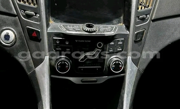 Dieundeu Occasion Hyundai Sonata Black Auto in Dakar in Dakar Dieundeu Occasion Hyundai Sonata Black Auto in Dakar in Dakar