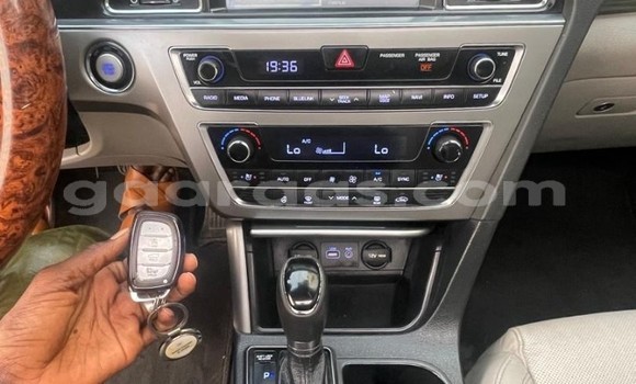 Dieundeu Occasion Hyundai Sonata Other Auto in Dakar in Dakar Dieundeu Occasion Hyundai Sonata Other Auto in Dakar in Dakar