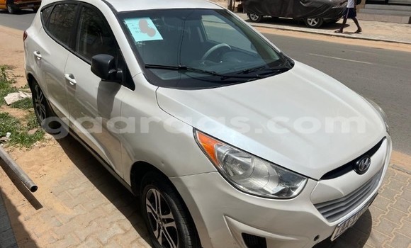 Buy Used Hyundai Tucson White Car in Dakar in Dakar Buy Used Hyundai Tucson White Car in Dakar in Dakar