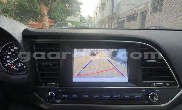 Buy Used Hyundai Elantra White Car in Dakar in Dakar Buy Used Hyundai Elantra White Car in Dakar in Dakar