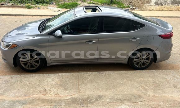 Acheter Occasion Voiture Hyundai Elantra Gris à Dakar, Dakar Acheter Occasion Voiture Hyundai Elantra Gris à Dakar, Dakar