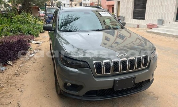 Buy Used Jeep Cherokee Silver Car in Dakar in Dakar Buy Used Jeep Cherokee Silver Car in Dakar in Dakar