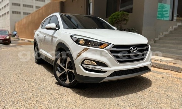 Buy Used Hyundai Tucson White Car in Dakar in Dakar Buy Used Hyundai Tucson White Car in Dakar in Dakar