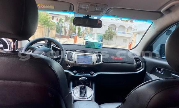 Dieundeu Occasion Kia Sportage White Auto in Dakar in Dakar Dieundeu Occasion Kia Sportage White Auto in Dakar in Dakar