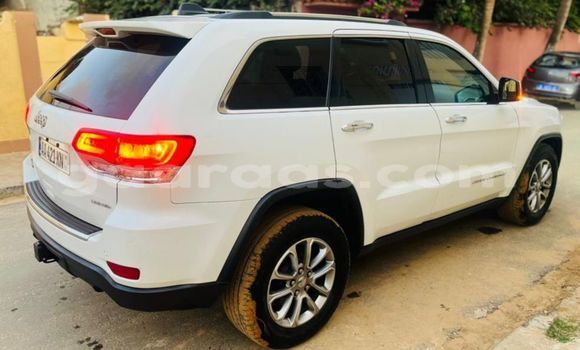Buy Used Jeep Grand Cherokee White Car in Dakar in Dakar Buy Used Jeep Grand Cherokee White Car in Dakar in Dakar