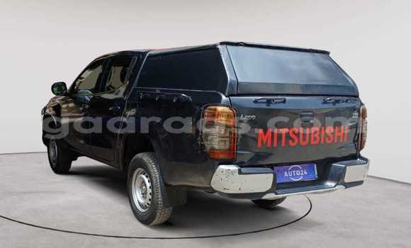 Dieundeu Occasion Mitsubishi L200 Brown Auto in Dakar in Dakar Dieundeu Occasion Mitsubishi L200 Brown Auto in Dakar in Dakar