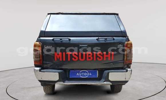 Dieundeu Occasion Mitsubishi L200 Brown Auto in Dakar in Dakar Dieundeu Occasion Mitsubishi L200 Brown Auto in Dakar in Dakar