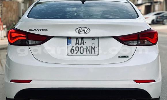 Acheter Occasion Voiture Hyundai Elantra Blanc à Dakar, Dakar Acheter Occasion Voiture Hyundai Elantra Blanc à Dakar, Dakar