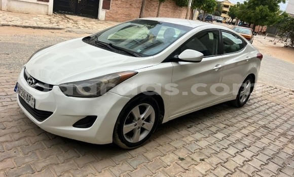 Acheter Occasion Voiture Hyundai Elantra Blanc à Dakar, Dakar Acheter Occasion Voiture Hyundai Elantra Blanc à Dakar, Dakar