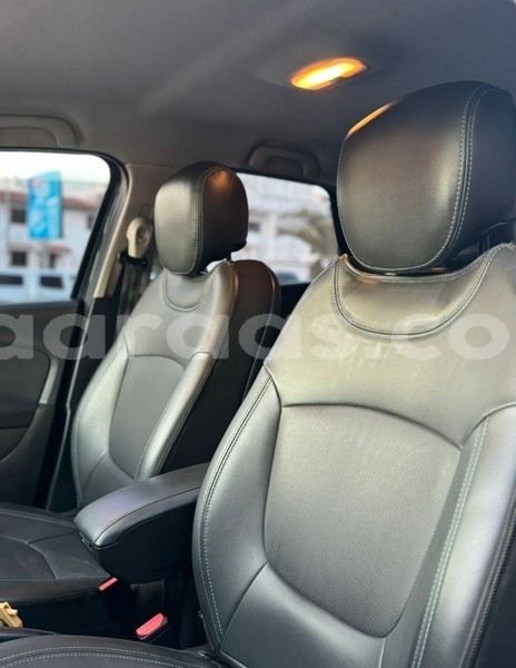 Big with watermark renault captur dakar dakar 21613