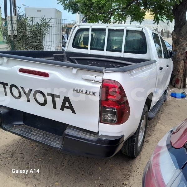 Big with watermark toyota hilux dakar dakar 21630