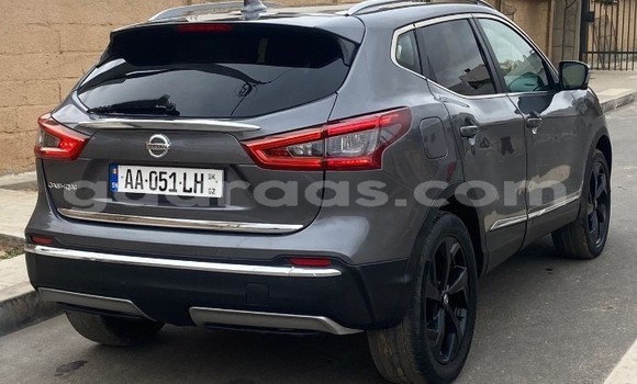 Buy Used Nissan Qashqai Silver Car in Dakar in Dakar Buy Used Nissan Qashqai Silver Car in Dakar in Dakar