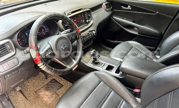 Buy Used Kia Sorento Silver Car in Dakar in Dakar Buy Used Kia Sorento Silver Car in Dakar in Dakar