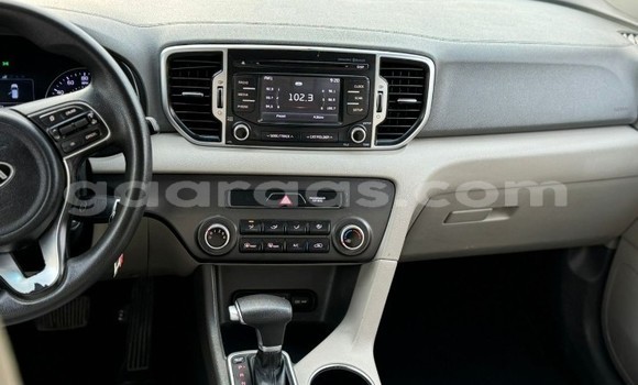 Acheter Occasion Voiture Kia Sportage Rouge à Dakar, Dakar Acheter Occasion Voiture Kia Sportage Rouge à Dakar, Dakar